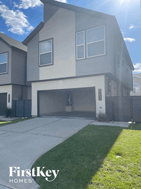 18334 W Centro Circle 3 Beds Apartment for Rent
