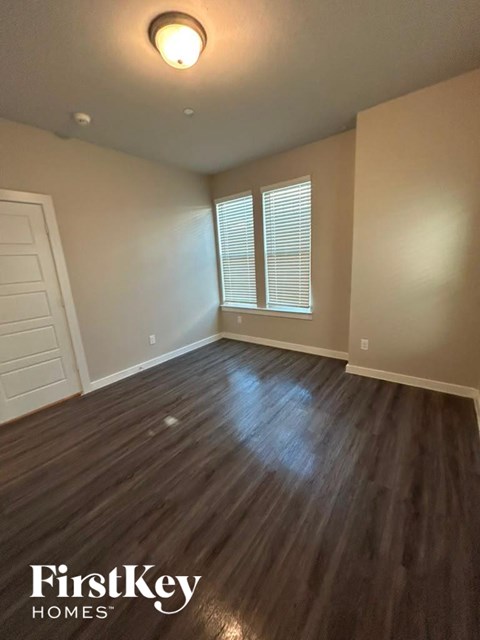 18407 Idyllic Alley 4 Beds Apartment for Rent