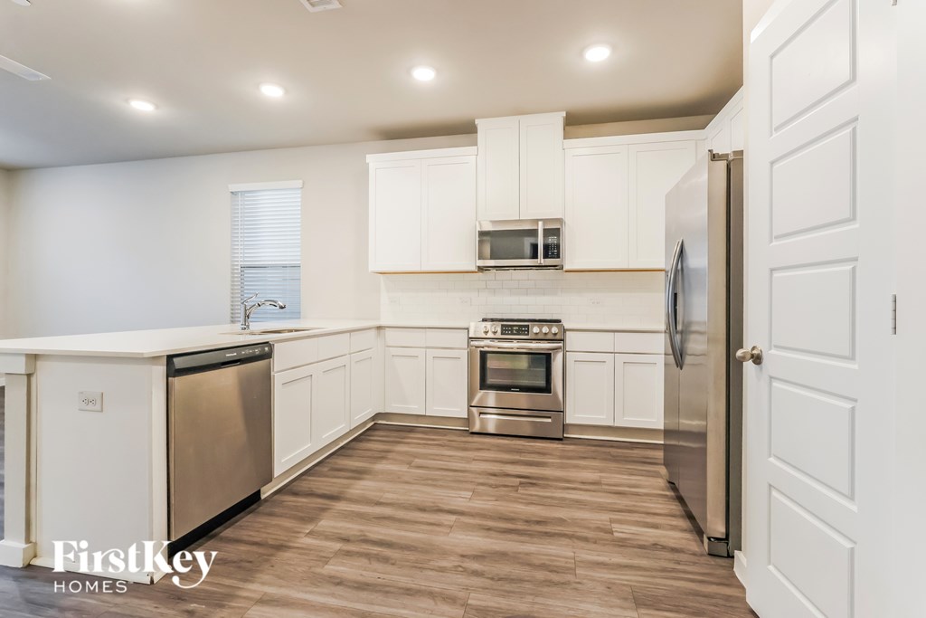 18427 Idyllic Alley 4 Beds House for Rent - Photo Gallery 7