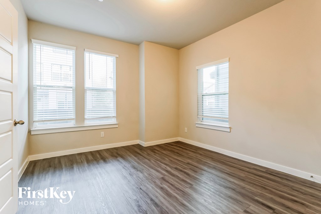 18427 Idyllic Alley 4 Beds House for Rent - Photo Gallery 13