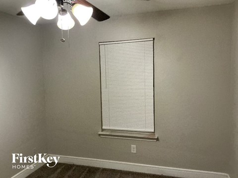 1945 Cross Oaks Drive 4 Beds Apartment for Rent