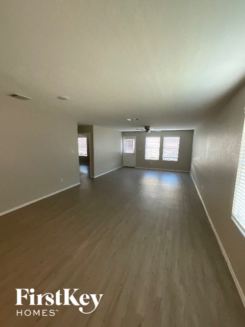 2402 Double Oak Drive 4 Beds Apartment for Rent