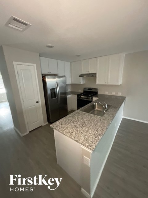 2404 Lake Hills 4 Beds Apartment for Rent