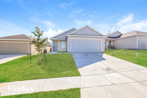 5174 Fowler Crest 4 Beds Apartment for Rent