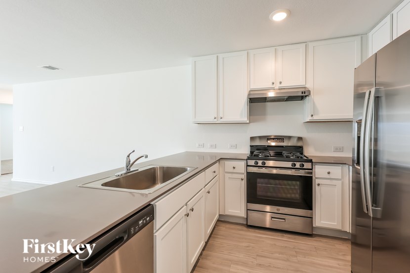 5174 Fowler Crest 4 Beds House for Rent - Photo Gallery 8