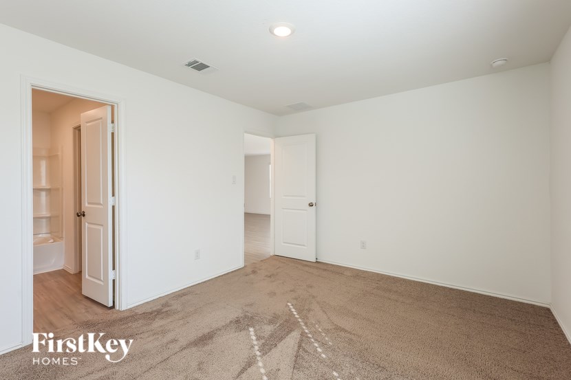 5174 Fowler Crest 4 Beds House for Rent - Photo Gallery 11