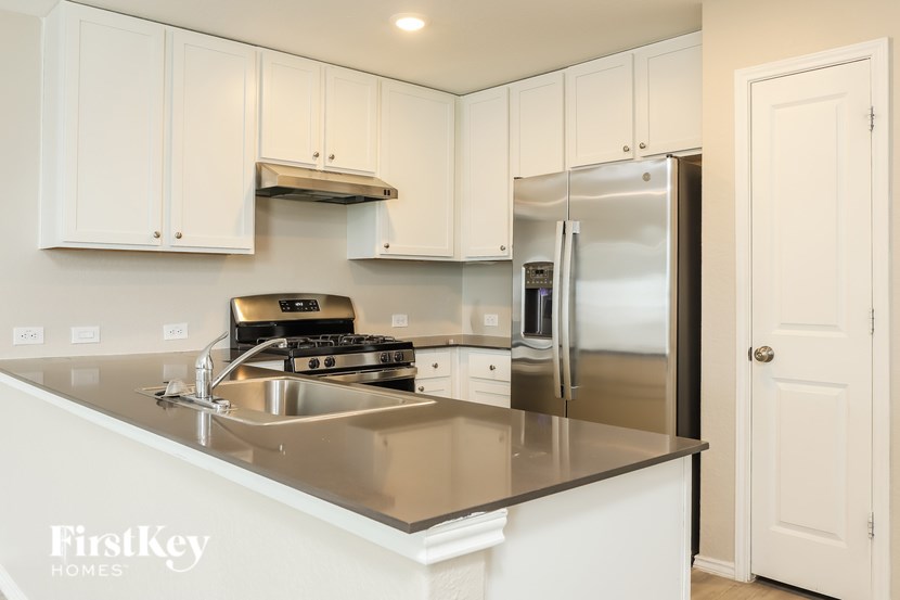 5196 Fowler Crest 4 Beds House for Rent - Photo Gallery 7