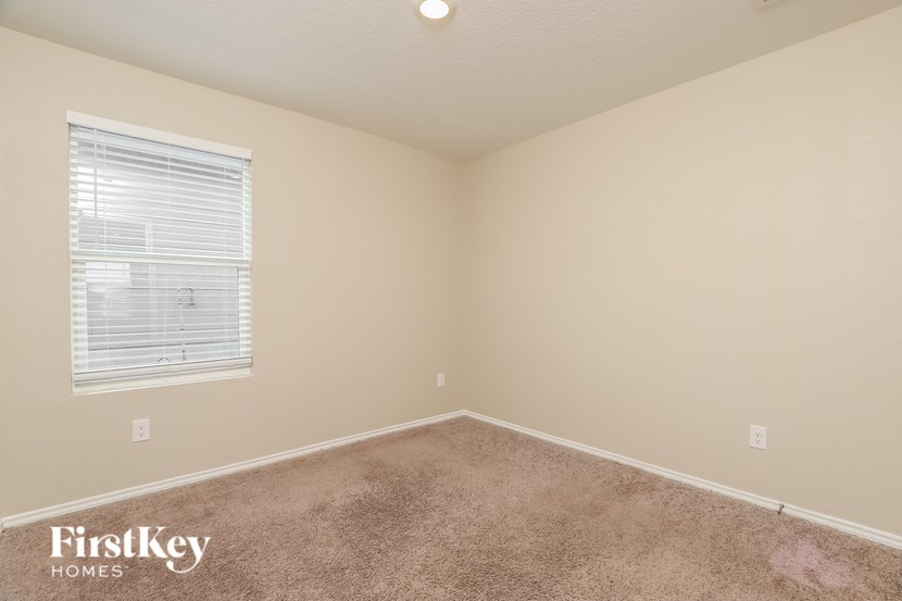 5196 Fowler Crest 4 Beds House for Rent - Photo Gallery 13