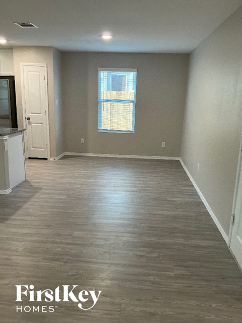 7255 Plow Run 3 Beds Apartment for Rent