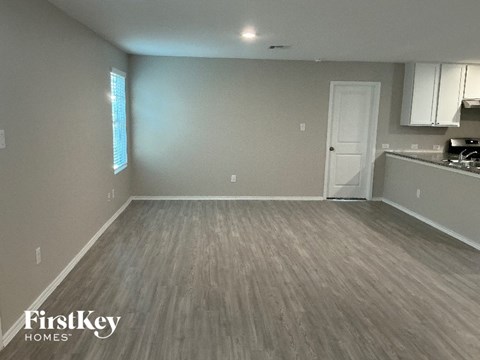7255 Plow Run 3 Beds Apartment for Rent