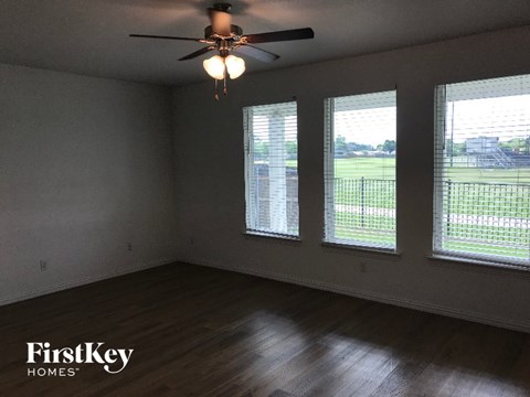 7340 Parkside Place Drive 3 Beds Apartment for Rent