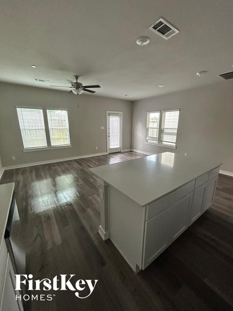 373 N Centro Circle 3 Beds Apartment for Rent
