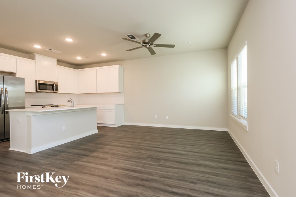 434 S Centro Circle 3 Beds House for Rent - Photo Gallery 6