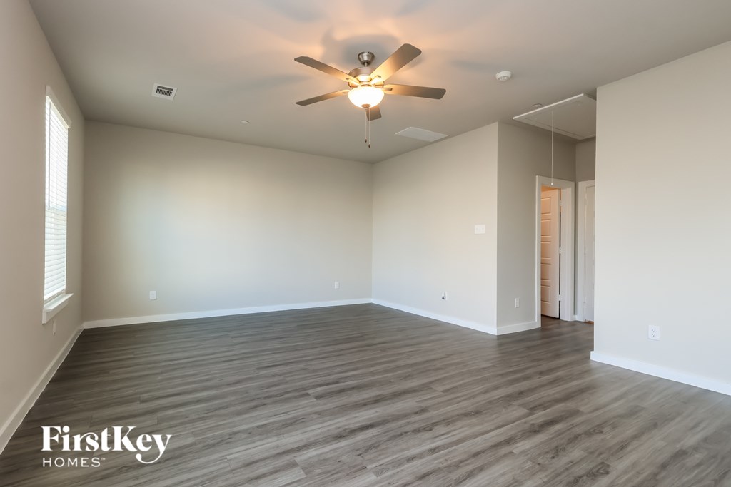 434 S Centro Circle 3 Beds House for Rent - Photo Gallery 13