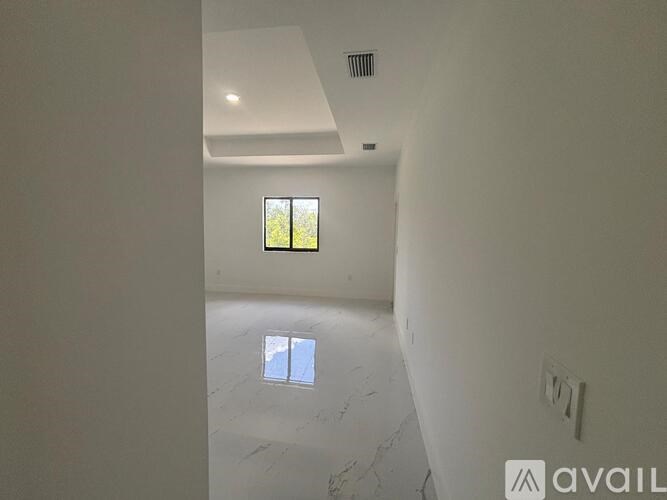 Source URL: https://prod-avail.s3.amazonaws.com/public_images/41499627/listing/3ebc6e2e-76d7-4246-8c17-121369345796.jpg