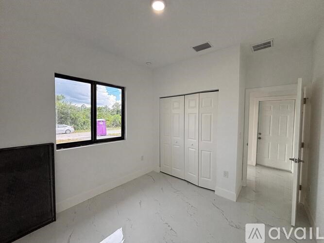 Source URL: https://prod-avail.s3.amazonaws.com/public_images/41499630/listing/f0a19a5f-992d-4091-807f-dc70d755f07c.jpg