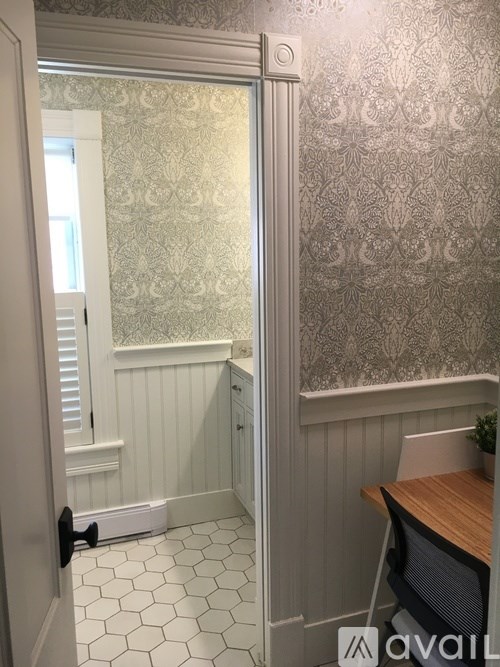 Source URL: https://prod-avail.s3.amazonaws.com/public_images/41515642/listing/Cottage(19of24).jpg