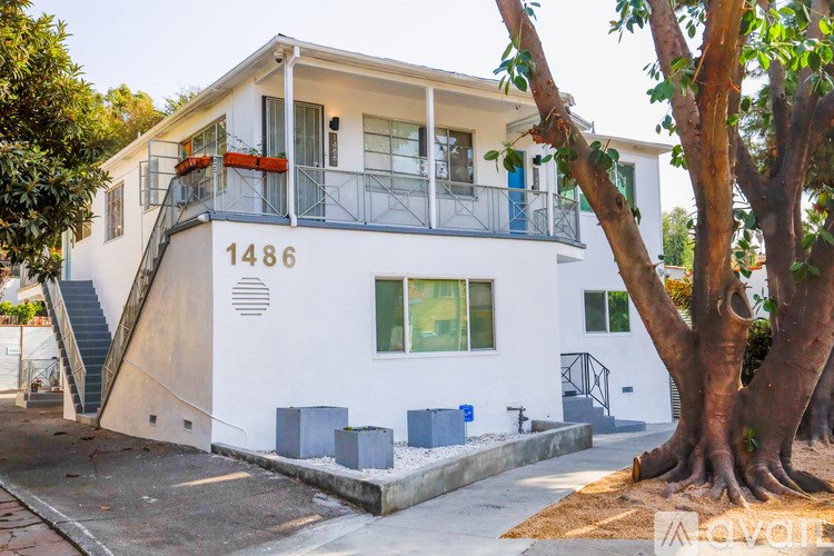 A white house with the number 1486 on it.