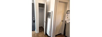 Studio, 1 Bathroom
