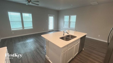 446 S Centro Circle 3 Beds Apartment for Rent