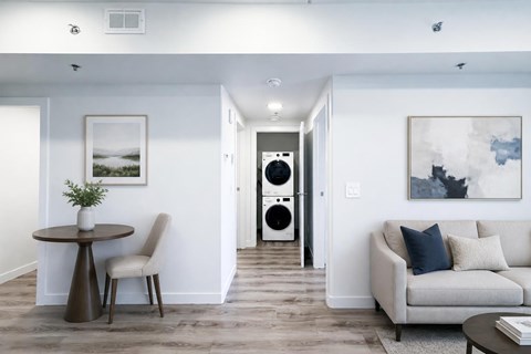 420 5Th Ave N Studio-2 Beds Apartment for Rent