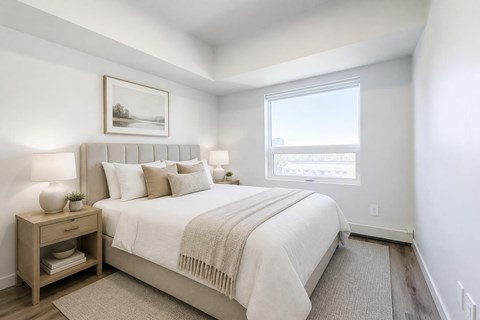 420 5Th Ave N Studio-2 Beds Apartment for Rent