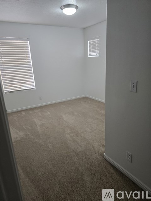 13463 South Corbin Valley Lane 3 Beds Apartment for Rent