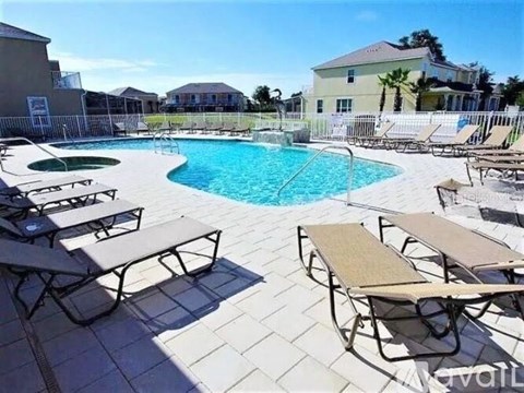 1707 Retreat Circle 3 Beds Apartment for Rent