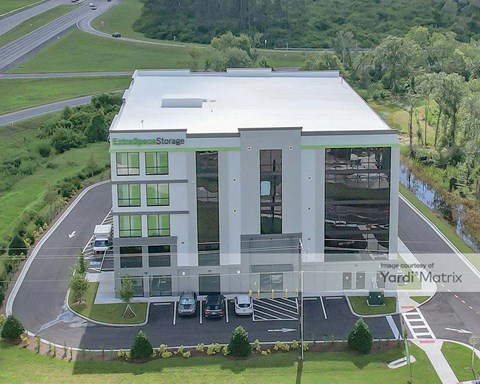 Storage Units for Rent available at 828 33Rd Street SE, Ruskin, FL 33570