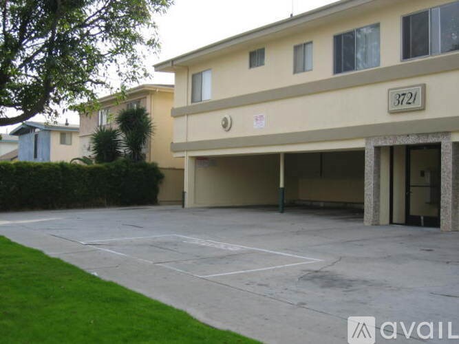 A building with the number 3721 on it.