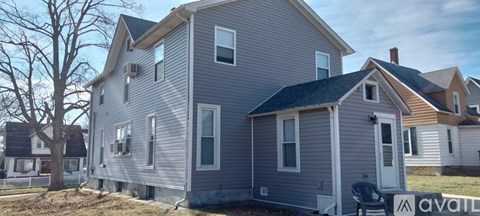 488 Columbia Ave 2 Beds Apartment for Rent