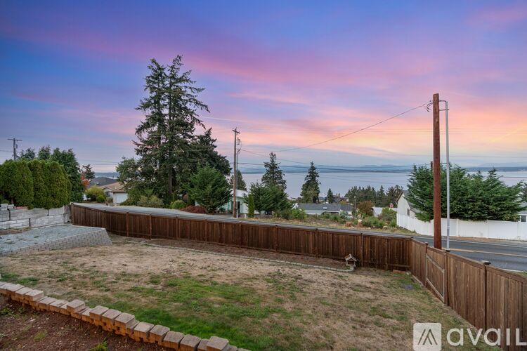 1353 Rainbow Lane 2 Beds Single Family Home for Rent - Photo gallery 2