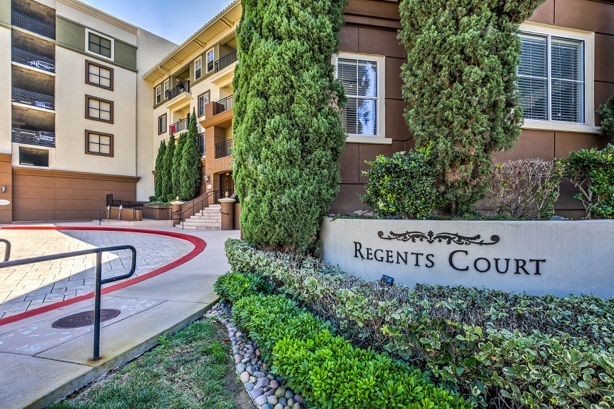 Regents Court Apartments | Apartments in San Diego, CA