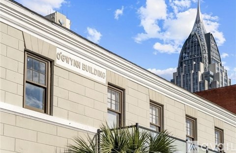 A building with the name "OGWYN BUILDING" on it.