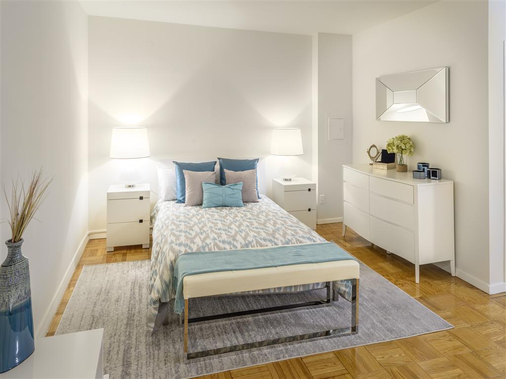 Quebec House in Washington, D.C., VA eBrochure