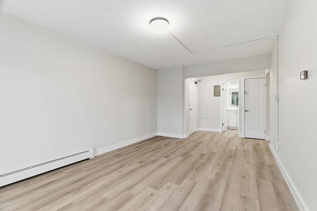 14 Conway Drive 2 Beds Apartment for Rent - Photo Gallery 8