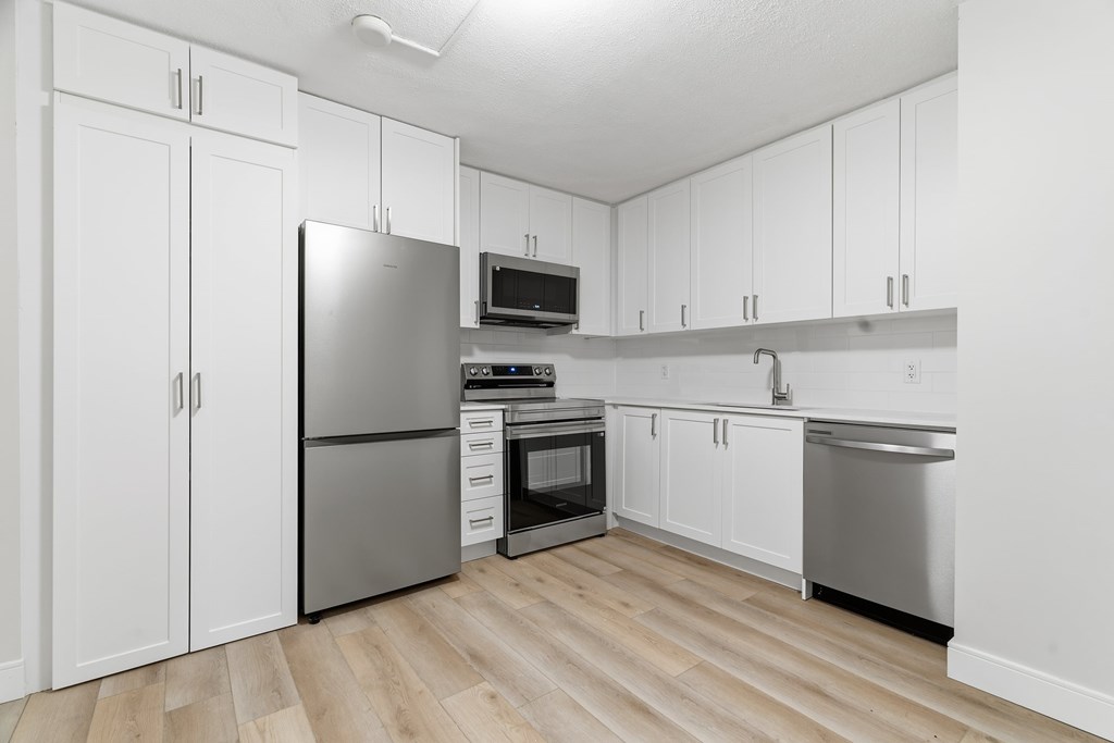 14 Conway Drive 2 Beds Apartment for Rent - Photo Gallery 7