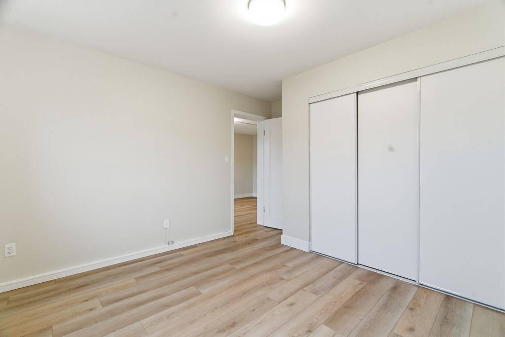 14 Conway Drive 2 Beds Apartment for Rent - Photo Gallery 9