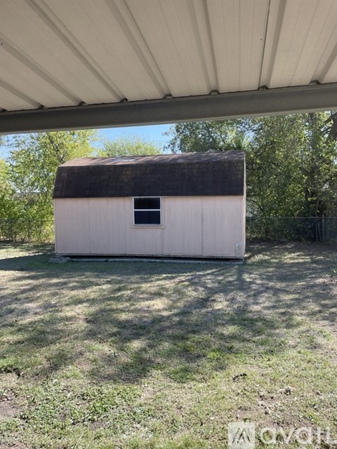 410 West Lindbergh Boulevard 3 Beds Apartment for Rent