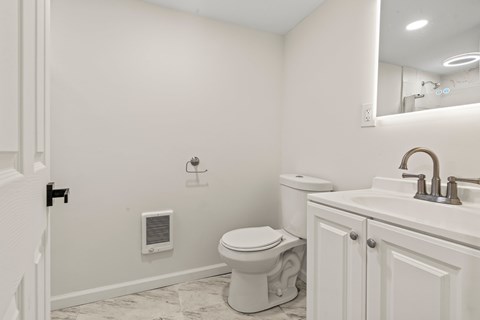 13 W Upsal St 6 Beds Apartment for Rent