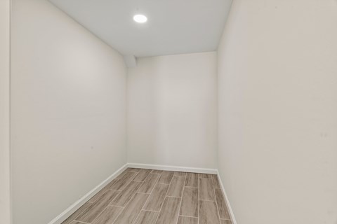 13 W Upsal St 6 Beds Apartment for Rent