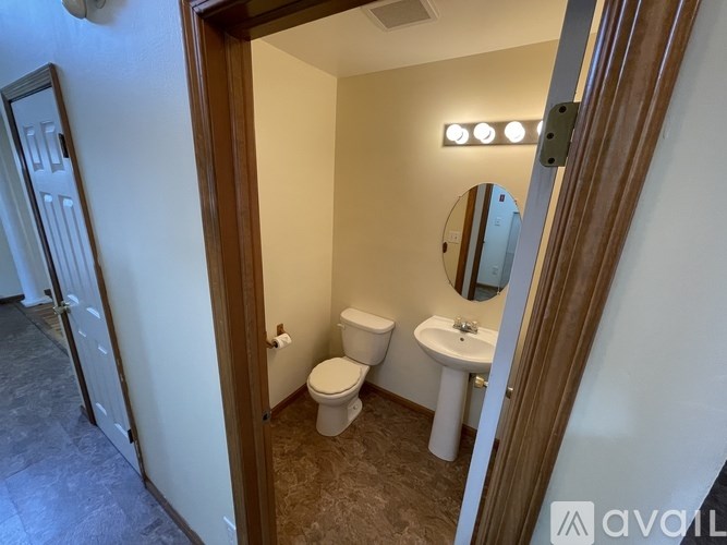 Source URL: https://prod-avail.s3.amazonaws.com/public_images/41509761/listing/8B86DCE0-F3D3-4FF9-8043-038B1F8CB828.jpeg