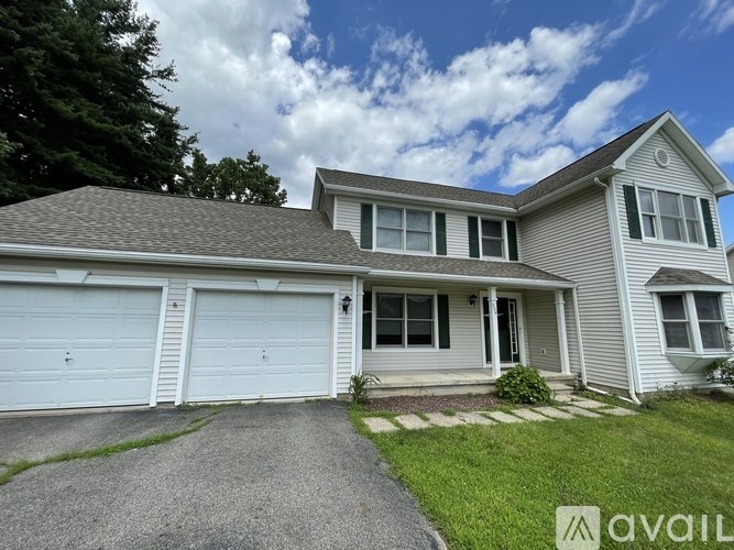 Source URL: https://prod-avail.s3.amazonaws.com/public_images/41509743/listing/00DC1534-6DE7-4824-A5AB-A7CD0BCDE0B7.jpeg