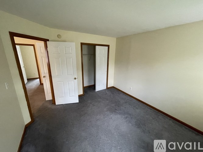 Source URL: https://prod-avail.s3.amazonaws.com/public_images/41509752/listing/9D05824C-835E-43A1-BE80-345724026DB6_(1).jpeg