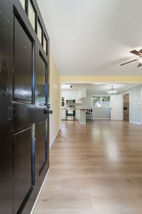 171 Trott Road 3 Beds Apartment for Rent