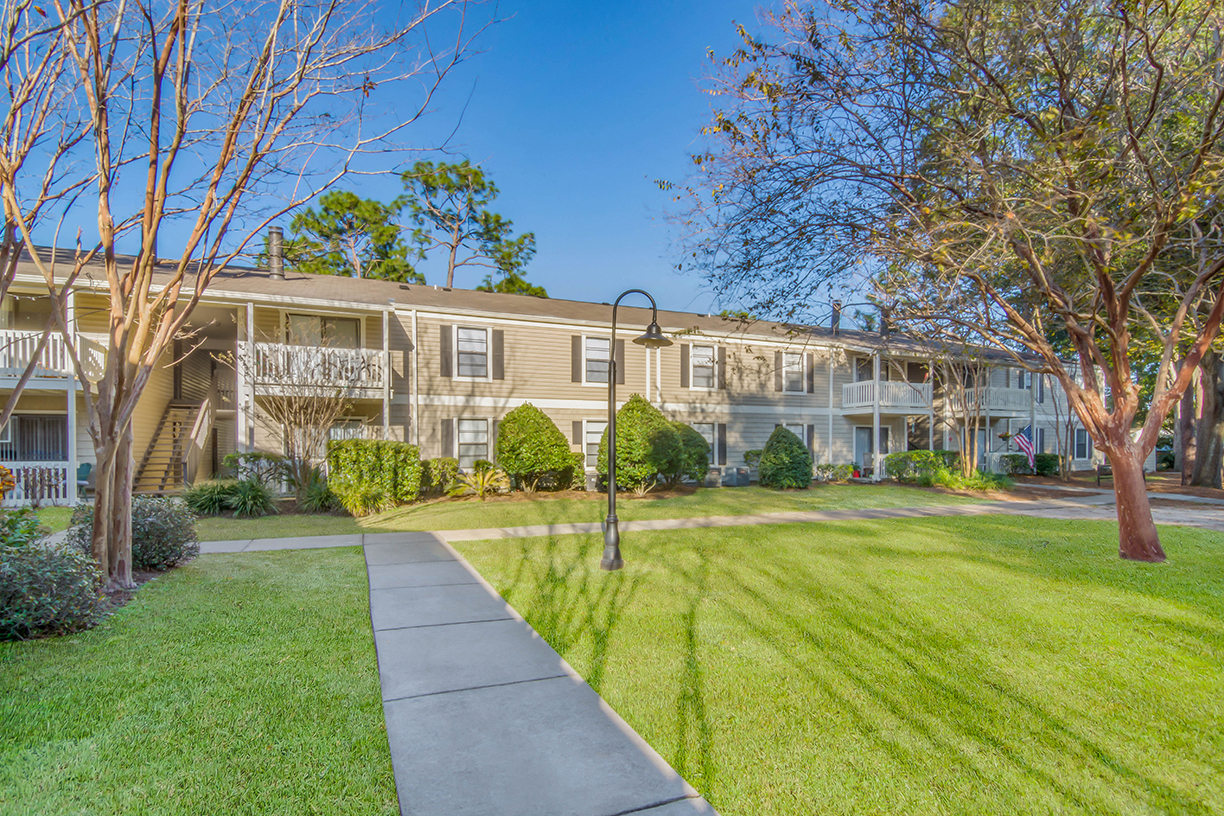 Woodcliff Apartment Homes