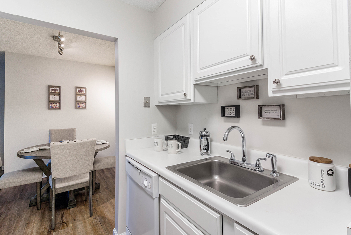 Woodcliff Apartment Homes