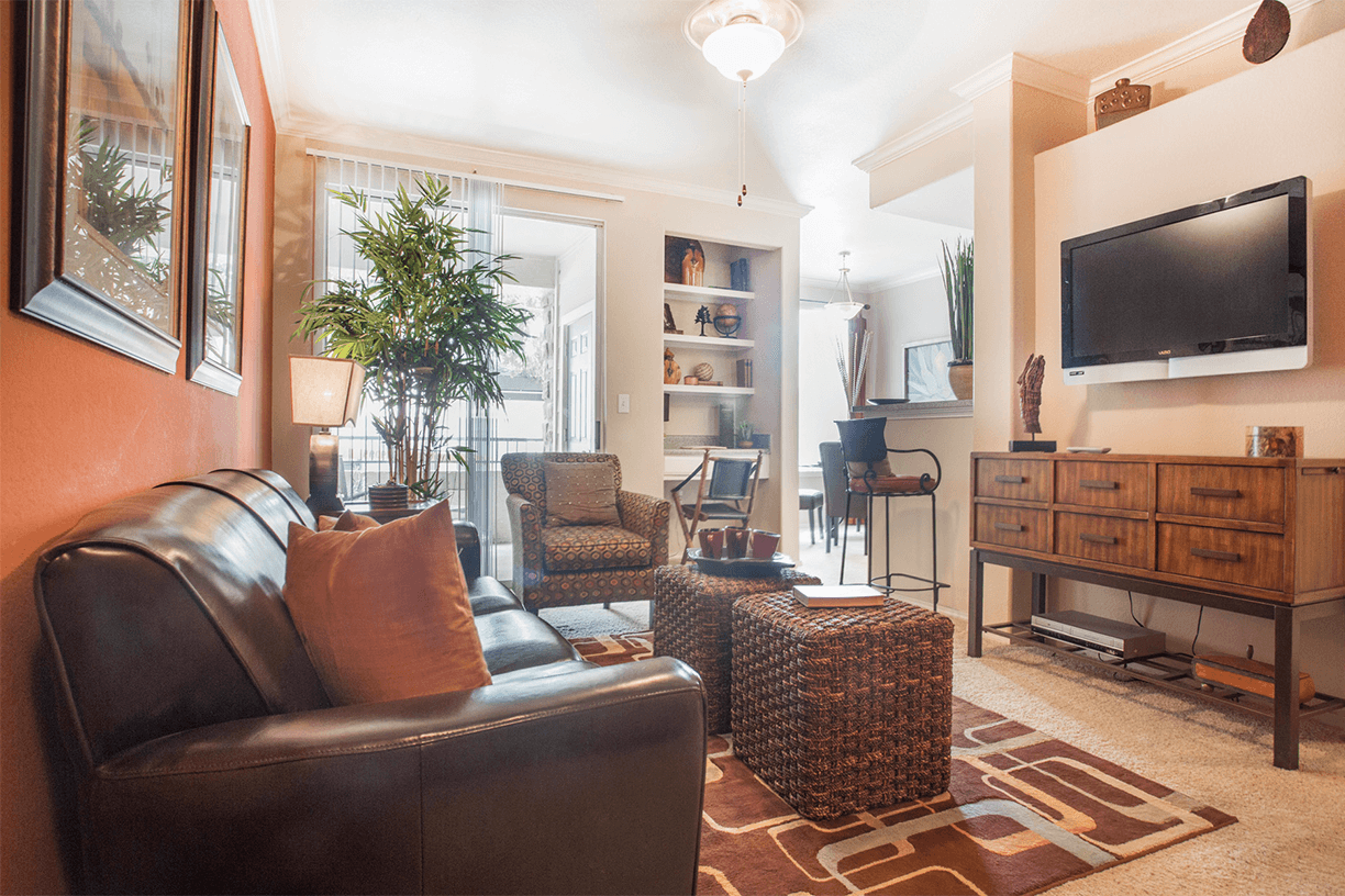 Grand Venetian model suite living area in Irving, Texas