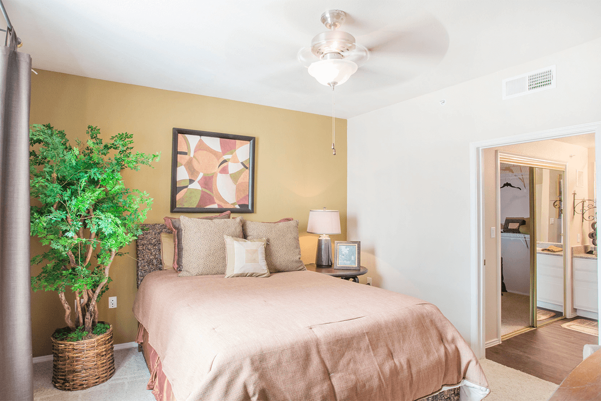 Grand Venetian model suite bedroom in Irving, Texas