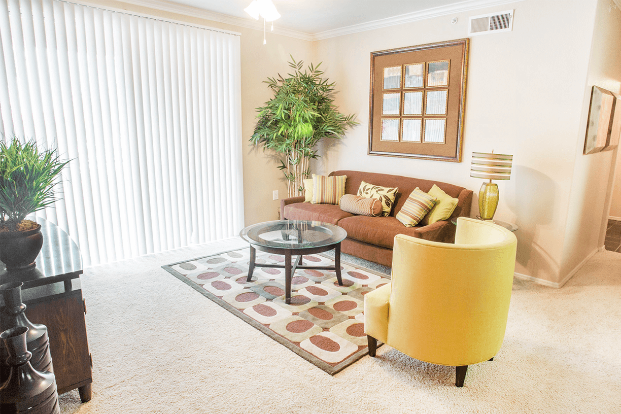 Grand Venetian model suite living area in Irving, Texas